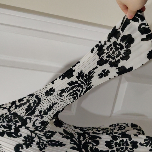 Women blouse - Picture 4 of 5